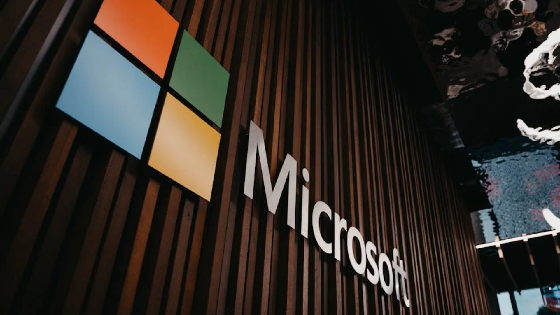 Microsoft Faces $1.25 Billion UK Antitrust Lawsuit Over Cloud Licensing Practices